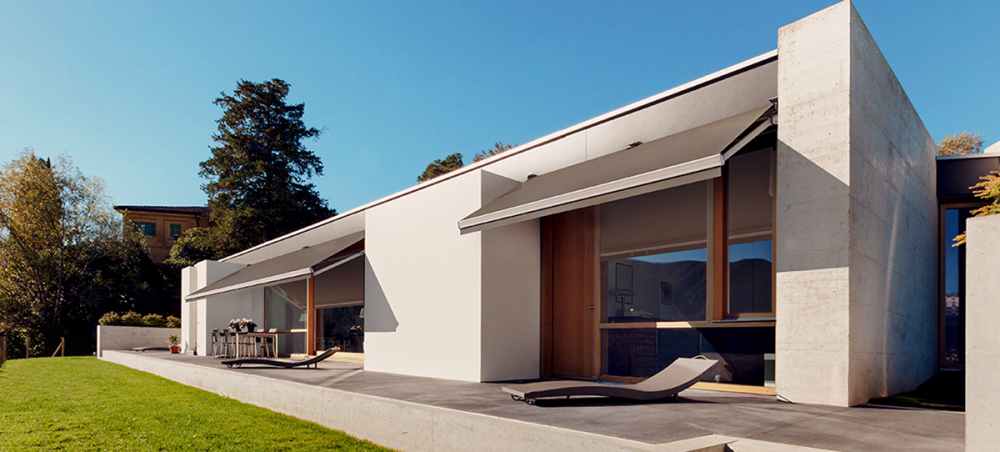 Images de store banne de qualité - Guides et réglages des stores bannes Guide d'installation et réglages pour des stores bannes