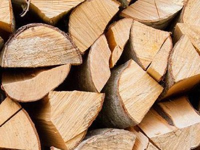 S'il est bien entretenu, il sera quasiment insensible face aux éléments, étant solide et fiable. Matériaux - Le bois