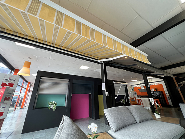 showroom-ici-store-grenoble magasin store banne grenoble, magasin store banne vaucluse, store banne grenoble, store banne vaucluse, magasin pergola grenoble, magasin pergola vaucluse, pergola grenoble, pergola vaucluse, showroom ici store, showroom ici st Toiles Dickson