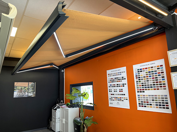 interrupteur en saillie, interrupeur encastrable, interrupteur radio, interrupteur filaire, interrupteurs en saillie, Store banne sur mesure