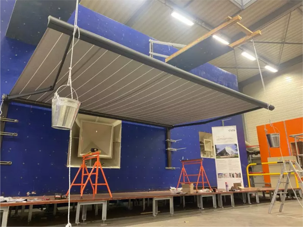 Test altea store banne Preuve de resistence store banne altea