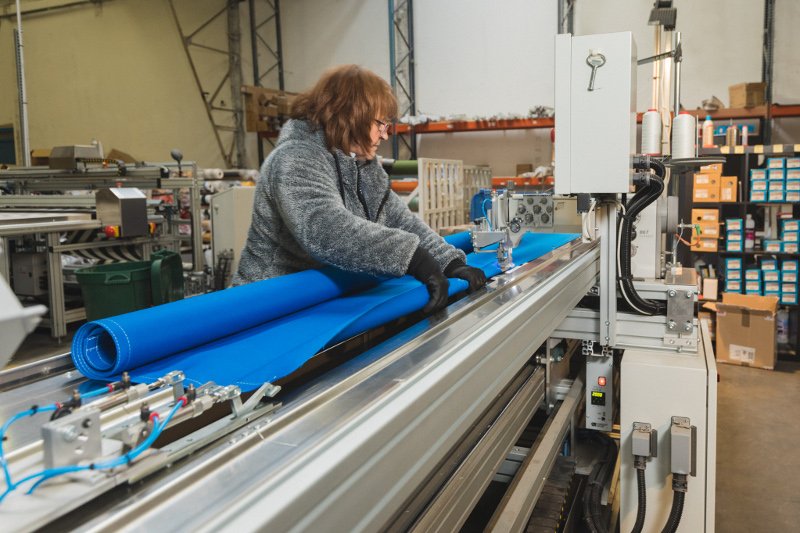 Experts en Confection de Toiles sur Mesure - Amann France et Sérafil Usine - Experts de la Confection de Toiles sur Mesure Amann France et Sérafil