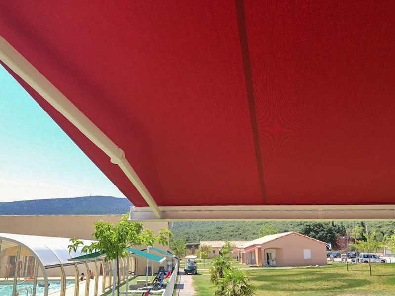 Stores banne et stores double pente, Herault Appart Hôtel Brissac l'Hérault - Stores banne et stores double pente