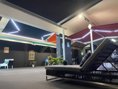 stores extérieurs aix en provence Showroom store banne magasin aix en provence