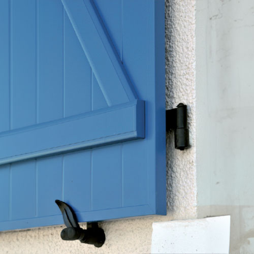 Volets battants : esthétiques et protecteurs Volets battants